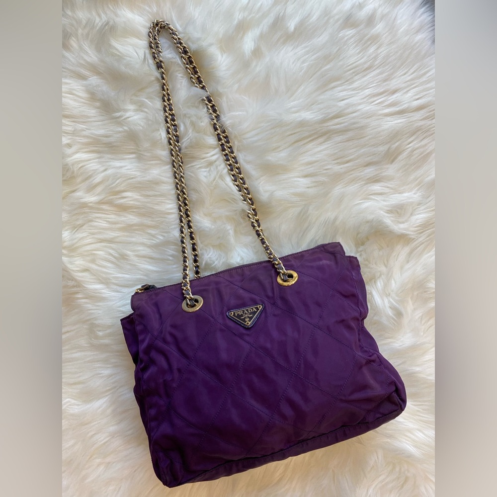 Authentic vintage Prada purple nylon tessuto impuntu shoulder bag with chain